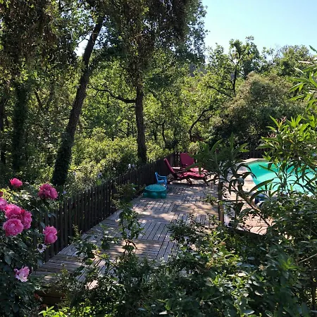 La Bastide De Mauragne - Gite Les Iris Apt Exterior photo